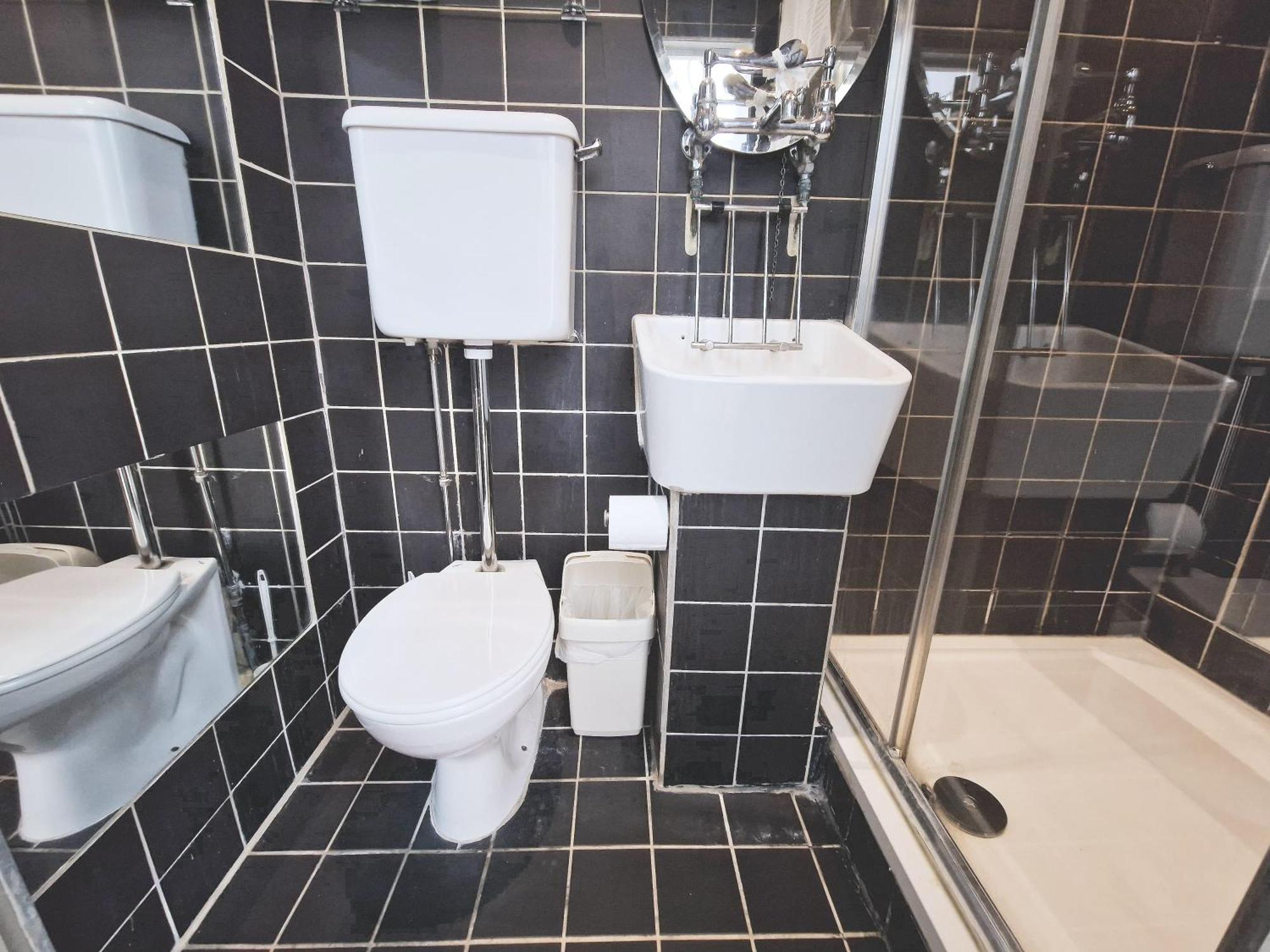 1 Bedroom Flat In Kings Cross Apartment *